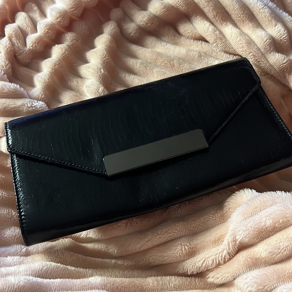 ALDO ENVELOPE CLUTCH PURSE! + FREE GUFT WITH PURCHASE! - Picture 2 of 5